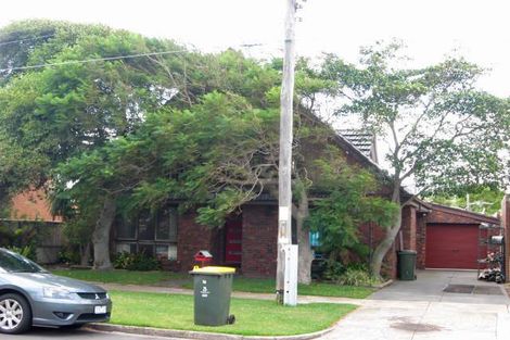 14 SEVES ST, ALTONA, VIC 3018