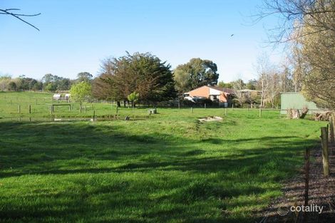 31 Henley St, Nyora, VIC 3987