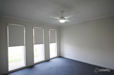 Property photo of 5 Mount Petrie Lane Park Ridge QLD 4125