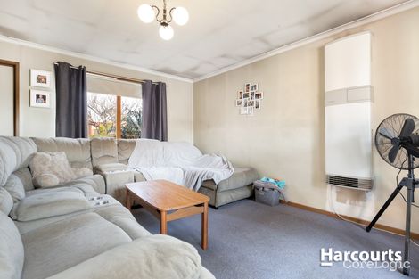 Property photo of 1/14 Wallowa Crescent Narre Warren VIC 3805