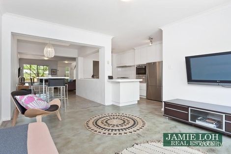 Property photo of 2/18 Barnfield Road Claremont WA 6010