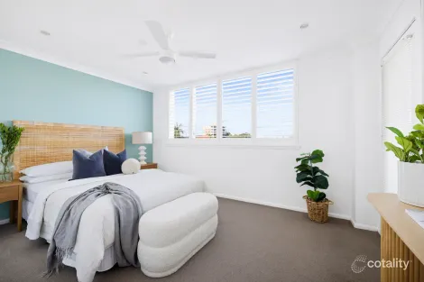 Property photo of 32/13 East Esplanade Manly NSW 2095