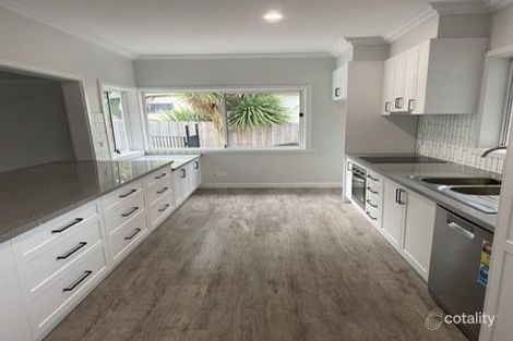 Property photo of 18 Nautilus Road Inverloch VIC 3996