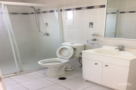 Property photo of 9 Darra Place St Johns Park NSW 2176