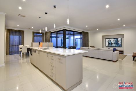 Property photo of 25 Fineview Crescent Carramar WA 6031