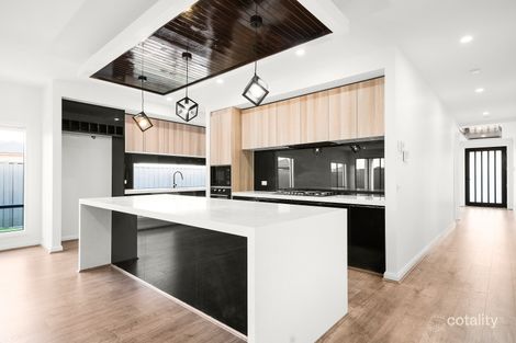 Property photo of 12 Woonan Drive Wyndham Vale VIC 3024