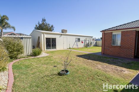 Property photo of 16 Vine Avenue Horsham VIC 3400