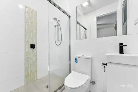 Property photo of 21 Sleeth Avenue Dandenong VIC 3175