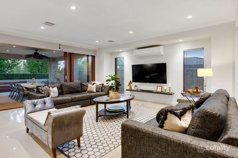 Property photo of 17 Waterside Circuit Sandhurst VIC 3977