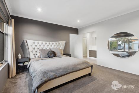 Property photo of 21 Fewson Turn Ellenbrook WA 6069