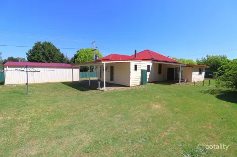 Property photo of 27 Bourke Street Glen Innes NSW 2370