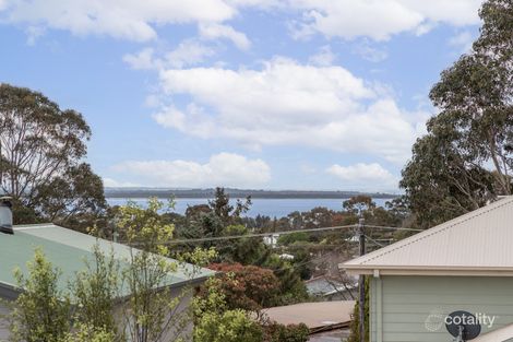 28 Parrakoola Way, Cowes, VIC 3922