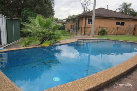 Property photo of 6 Rigo Place Glenfield NSW 2167