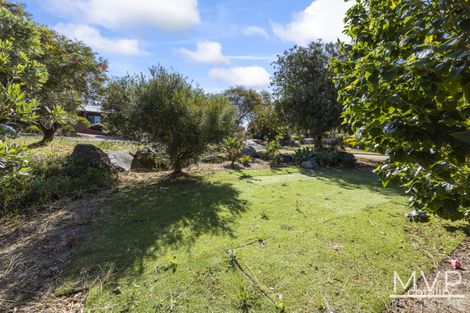 Property photo of 23A Moore Gardens Kardinya WA 6163