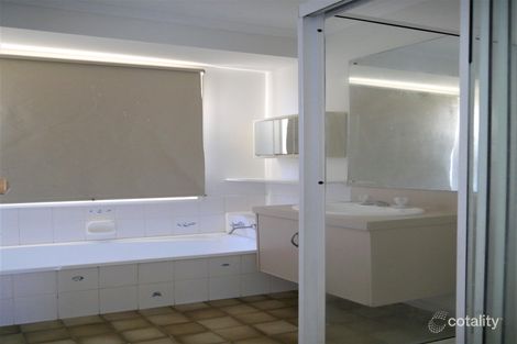 Property photo of 13 Merdon Place Kurunjang VIC 3337