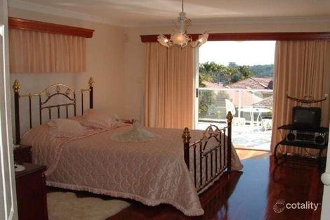 Property photo of 43 Windsor Place Carindale QLD 4152