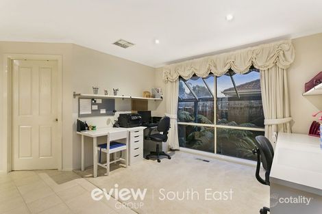 Property photo of 2 Milton Place Narre Warren South VIC 3805