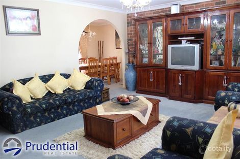 Property photo of 18 Siddeley Place Raby NSW 2566