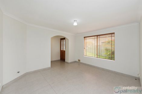 Property photo of 13A Ozark Place Warnbro WA 6169