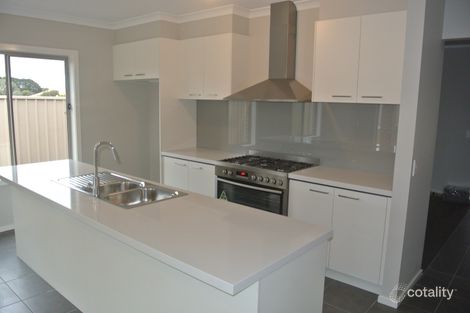 Property photo of 4 Fitch Court Ballan VIC 3342