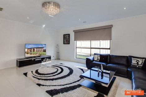Property photo of 50 Mickleham Drive Cranbourne North VIC 3977