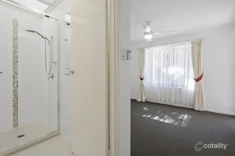 Property photo of 2/9 Proud Street Labrador QLD 4215
