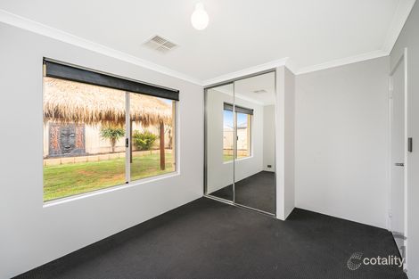 Property photo of 12 Elderslie Rise Madora Bay WA 6210