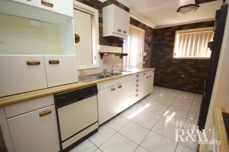 Property photo of 161 Captain Cook Drive Willmot NSW 2770
