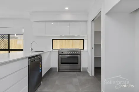 Property photo of 14 Brookview Place Bahrs Scrub QLD 4207