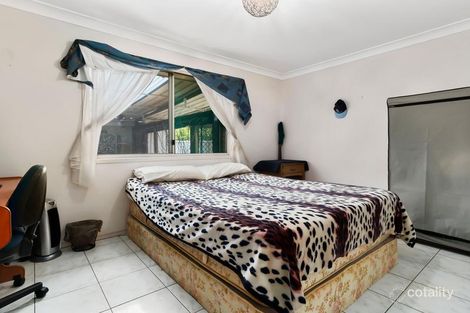 Property photo of 9 Coolatai Crescent Bossley Park NSW 2176