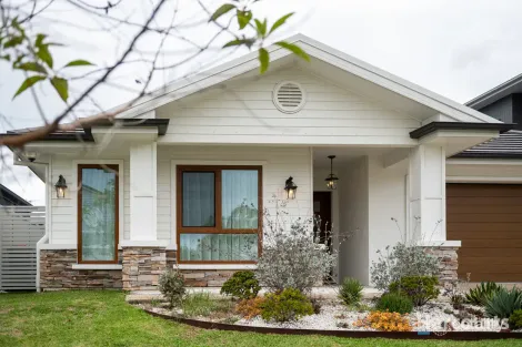 Property photo of 30 Sovereign Place Bridgeman Downs QLD 4035