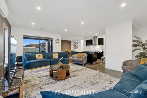Property photo of 3 Carnavon Street Cranbourne East VIC 3977