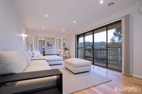 Property photo of 43 Meadowview Lane Emerald VIC 3782