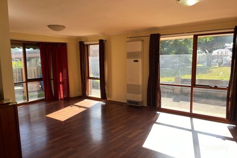 Property photo of 11 Edgerton Court Hampton Park VIC 3976