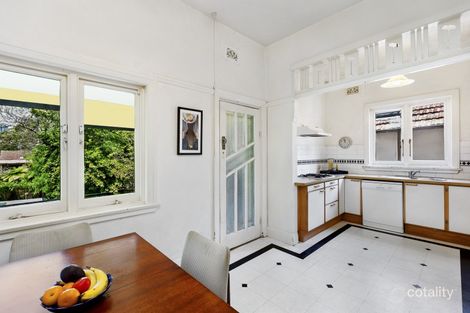 Property photo of 14 Thomas Avenue Roseville NSW 2069