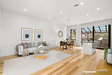 Property photo of 1B/13 Batesford Road Chadstone VIC 3148