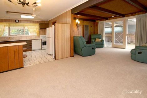 Property photo of 33 Ranfurlie Drive Glen Waverley VIC 3150