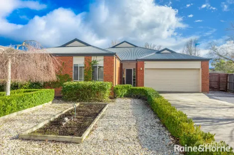 Property photo of 14 Dumbarton Way Gisborne VIC 3437