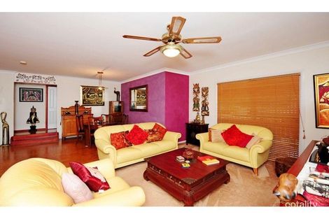 Property photo of 16 Forest Place South Gladstone QLD 4680