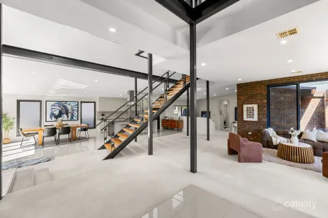 Property photo of 2 Menzel Crescent Dunlop ACT 2615