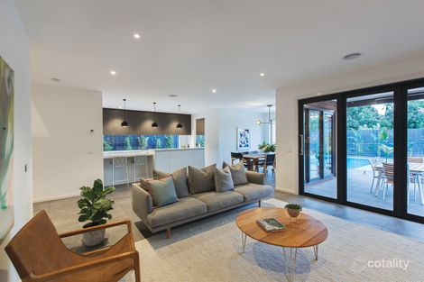 Property photo of 14 Queens Parade Glen Iris VIC 3146