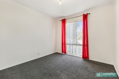 Property photo of 16 Gallway Drive Eaglehawk VIC 3556
