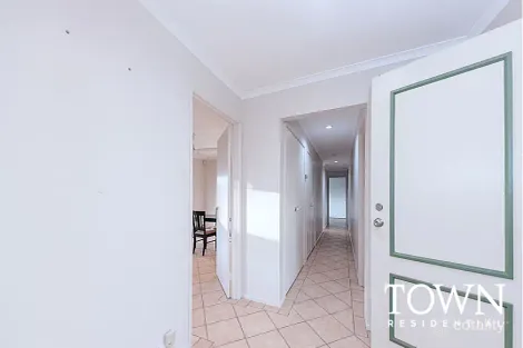 Property photo of 8 Degraves Crescent Wanniassa ACT 2903