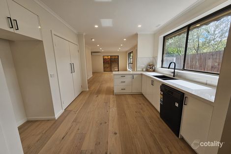 10a Leila Rd, Carnegie, VIC 3163