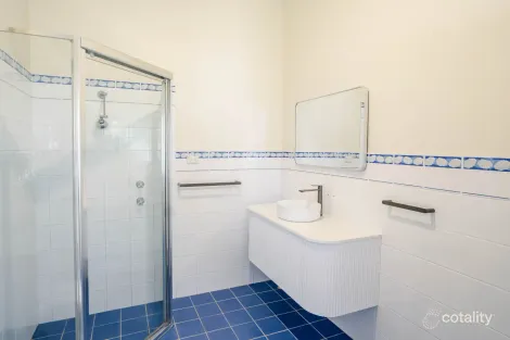 Property photo of 3 Nerissa Road Erina NSW 2250