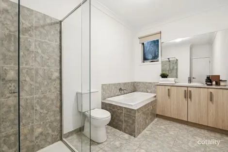 Property photo of 13A Ramleh Road Reservoir VIC 3073