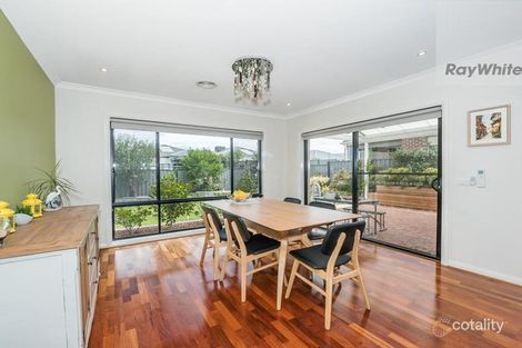 Property photo of 9 Flannery Street Craigieburn VIC 3064