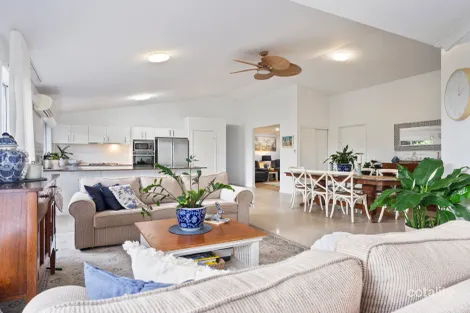 Property photo of 67 Mylestom Circle Pottsville NSW 2489