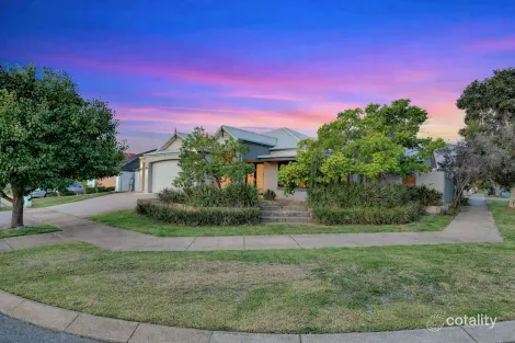 Property photo of 8 Edgar Link Piara Waters WA 6112