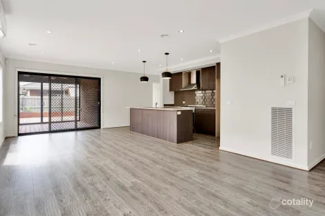 Property photo of 7 Dargo Road Werribee VIC 3030